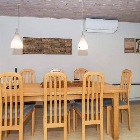 10 Person Holiday Home In Henne Henne Strand
