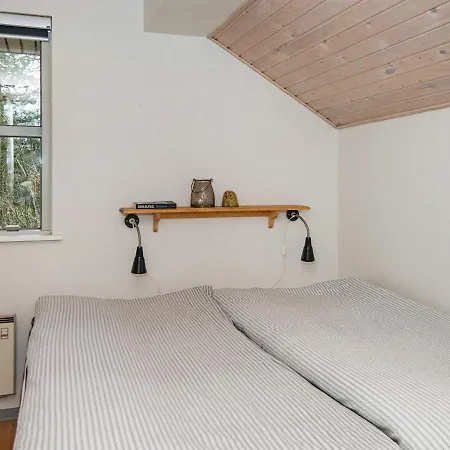 Holiday home 10 Person Holiday Home In Henne